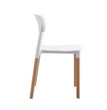Pack de 4 Sillas Blancas con Patas de Madera de Haya, Asiento de Polipropileno,  Altura de 45 cm, Medidas Totales 42.5x48x76 cm